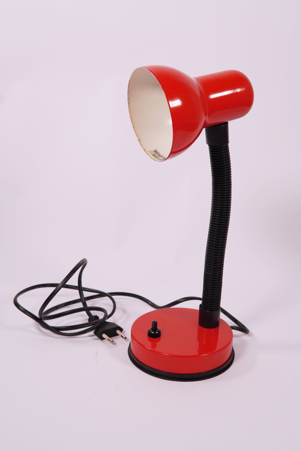 Vintage Red Metal Desk Lamp – Sculptural Industrial Design, Adjustable & Working