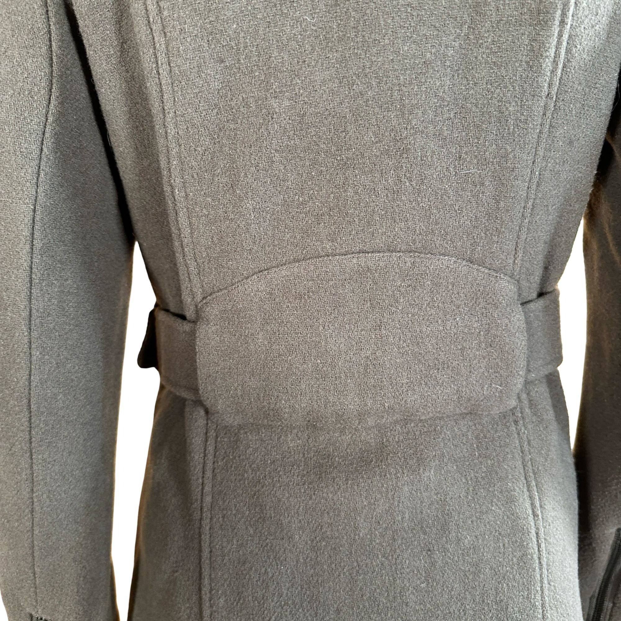 shoulders  38chest 40nwaist hips 42sleeves  59length  72