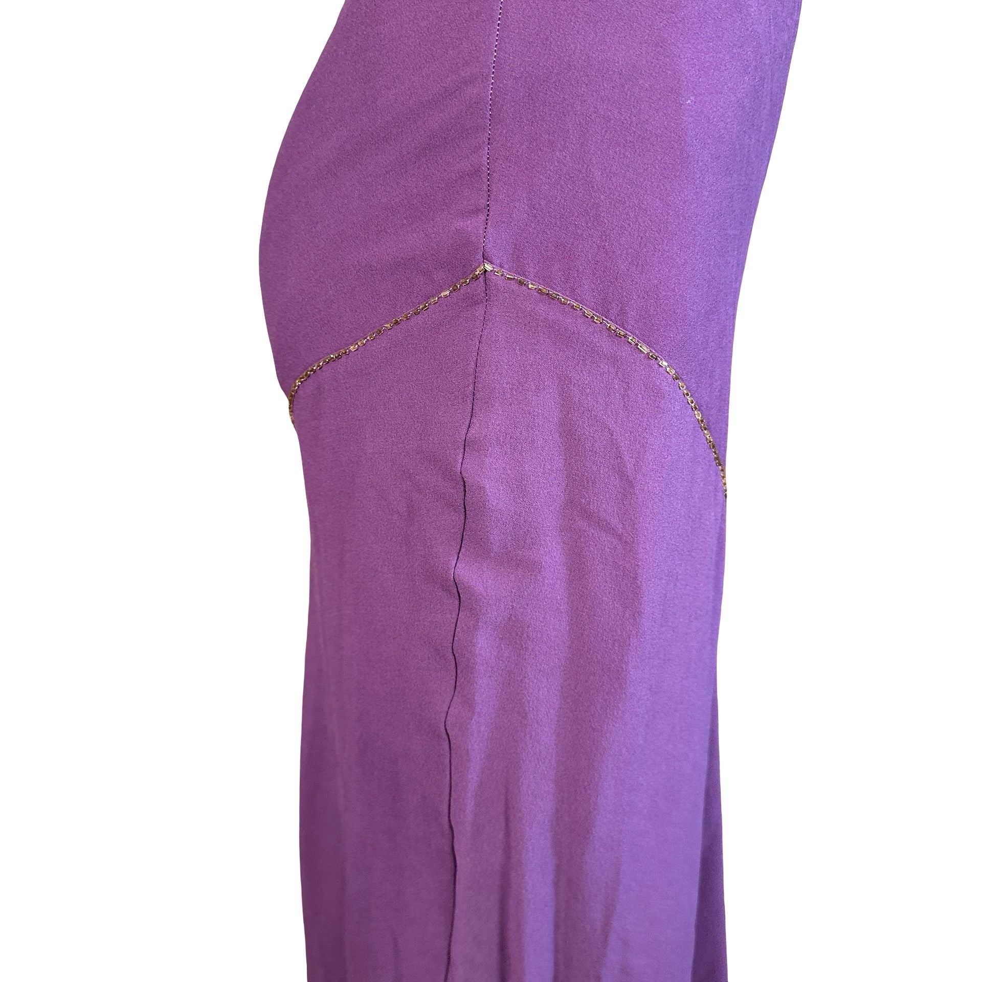 total lengh 142lengh no straps 122chest 40waist 36