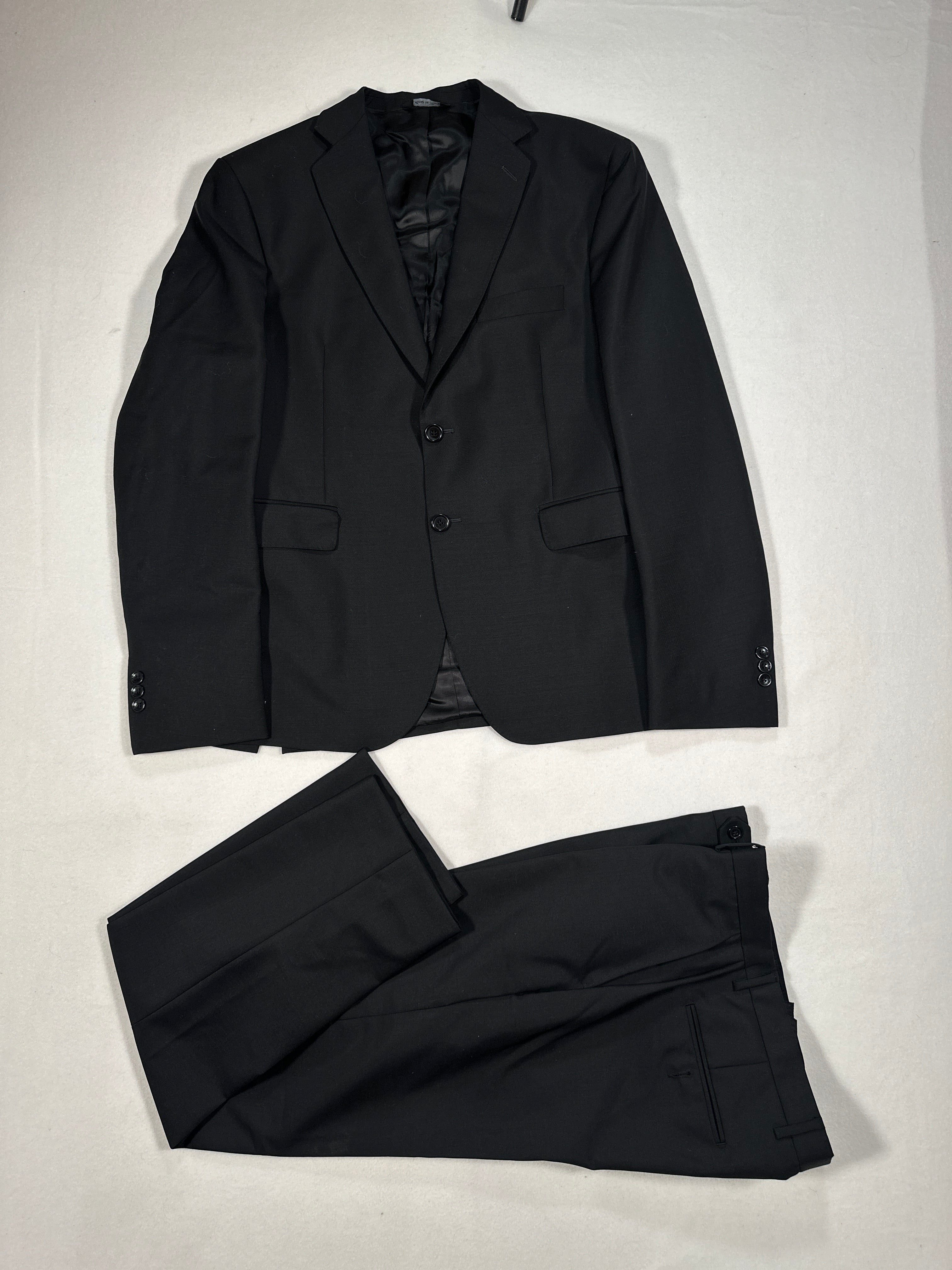 Magni Produzioni Men’s Black Wool Suit – Super 130’s Bonino Tessuti, Made in Italy EU54
