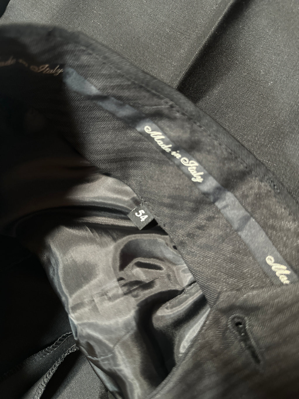 Magni Produzioni Men’s Black Wool Suit – Super 130’s Bonino Tessuti, Made in Italy EU54