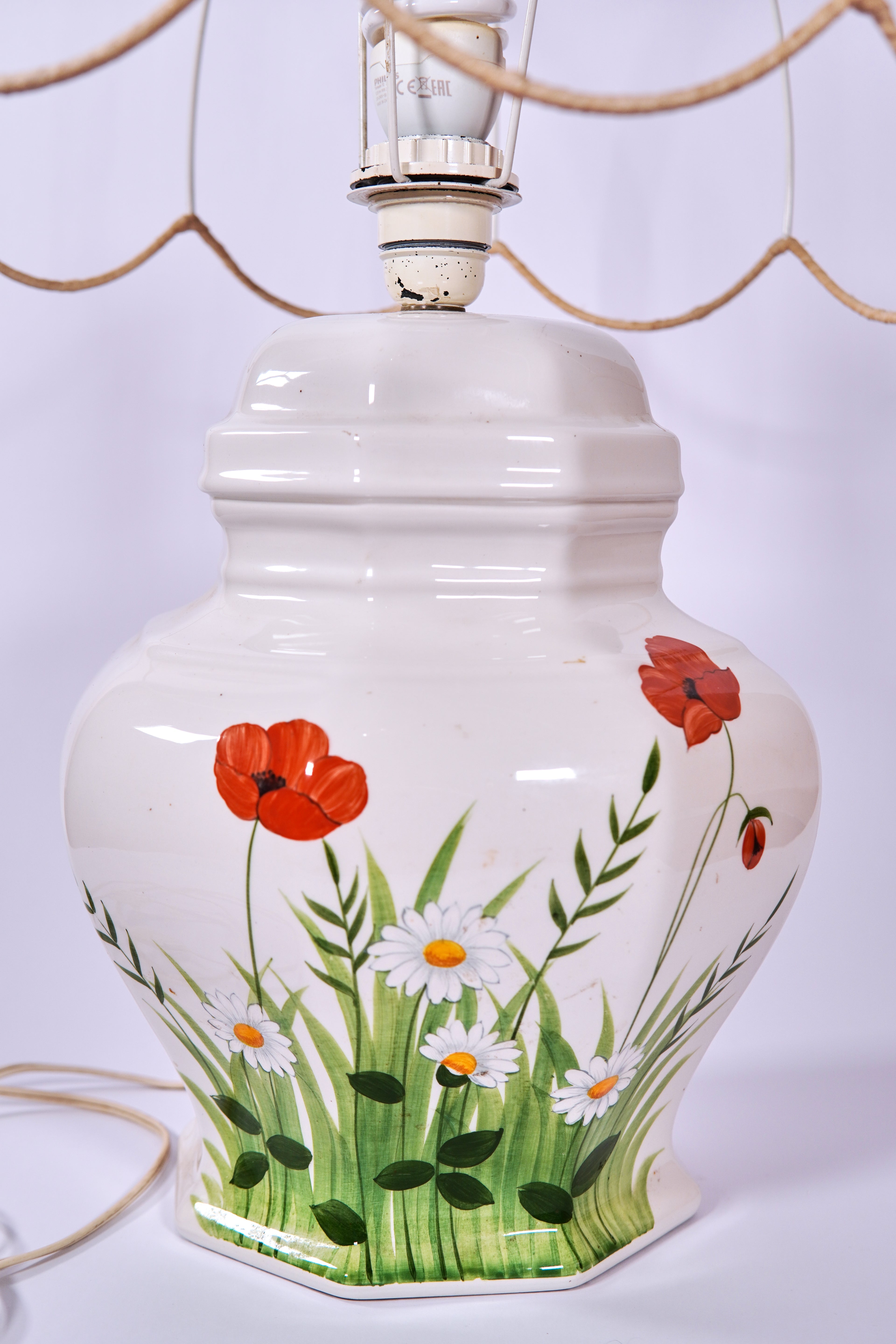 Vintage Hand-Painted Italian Ceramic Table Lamp by ESTE C.E. – Floral Motif, Made in Italy (c. 1960s–1970s)