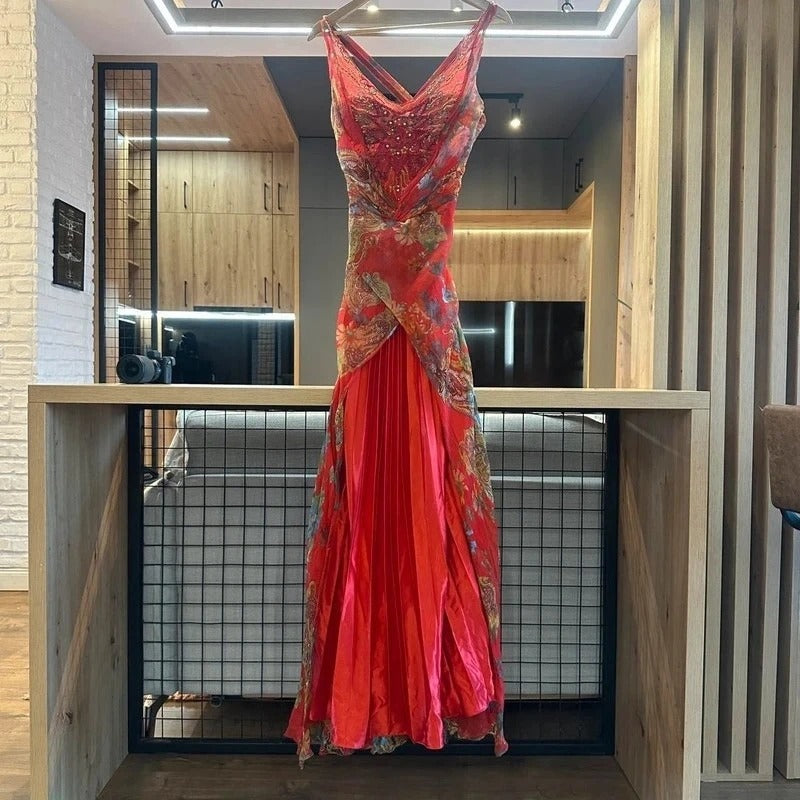 Vestito cerimonia  in seta vintage rosso ricamato con perline, taglia S
