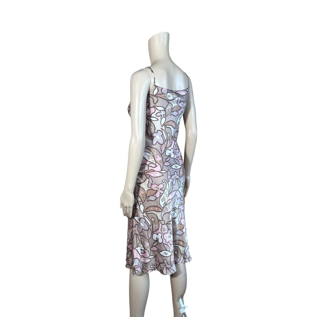 total length 108length no straps 87chest 36 waist 31