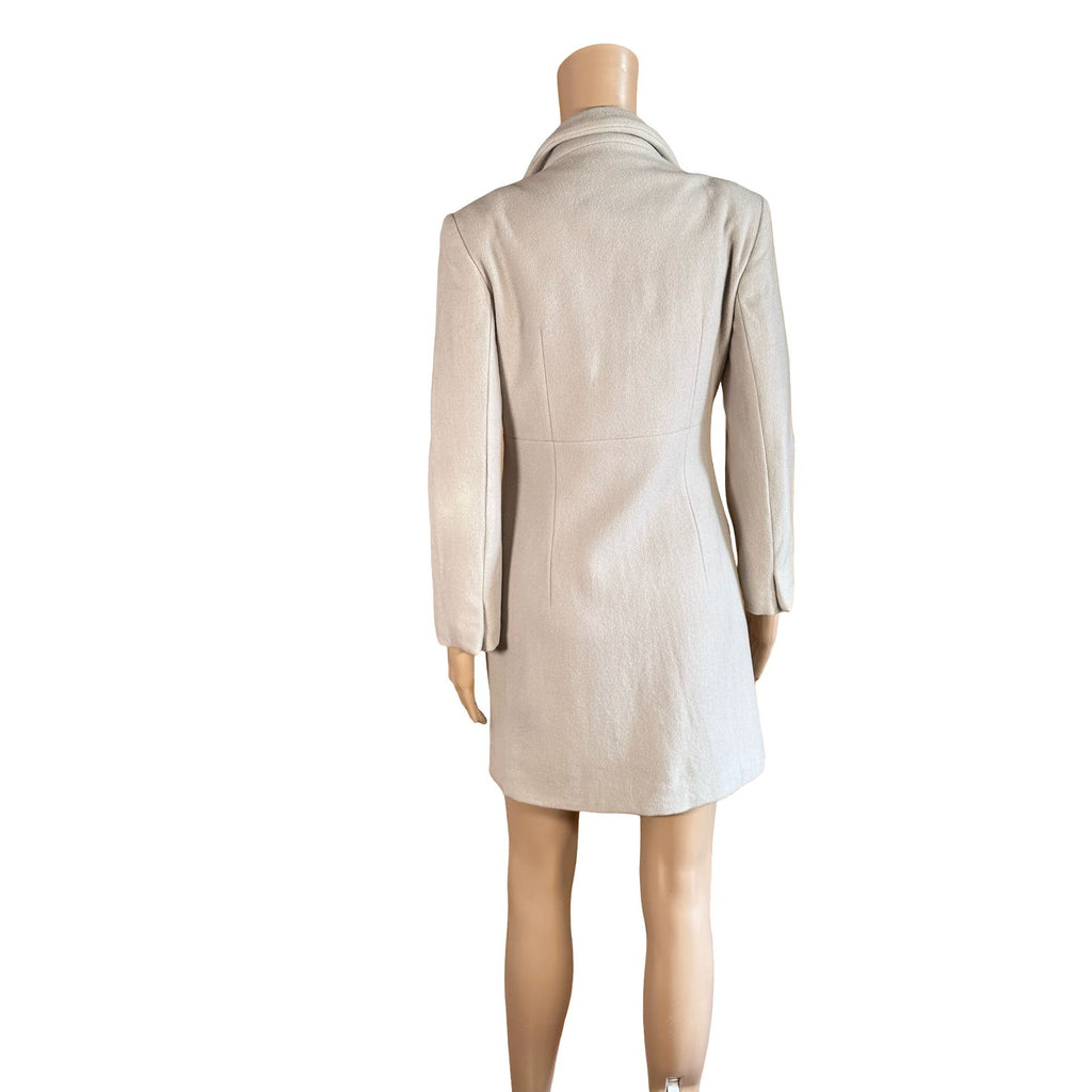 shoulders 37chest 42sleeve 54length 84waist 38hips 44