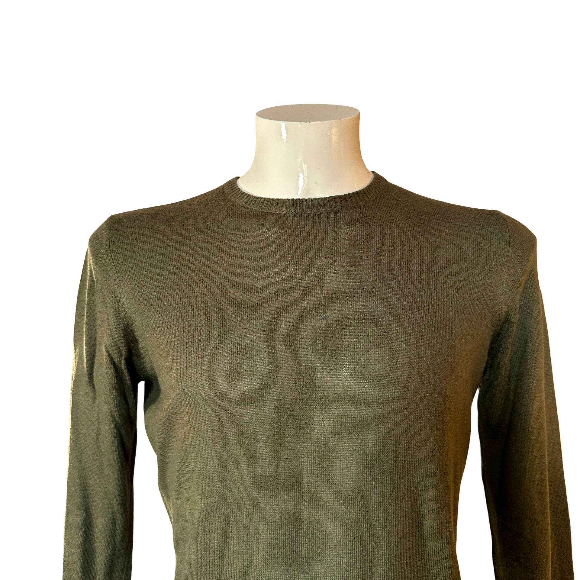 shoulders 40chest  50waist hips sleeves  69length  66