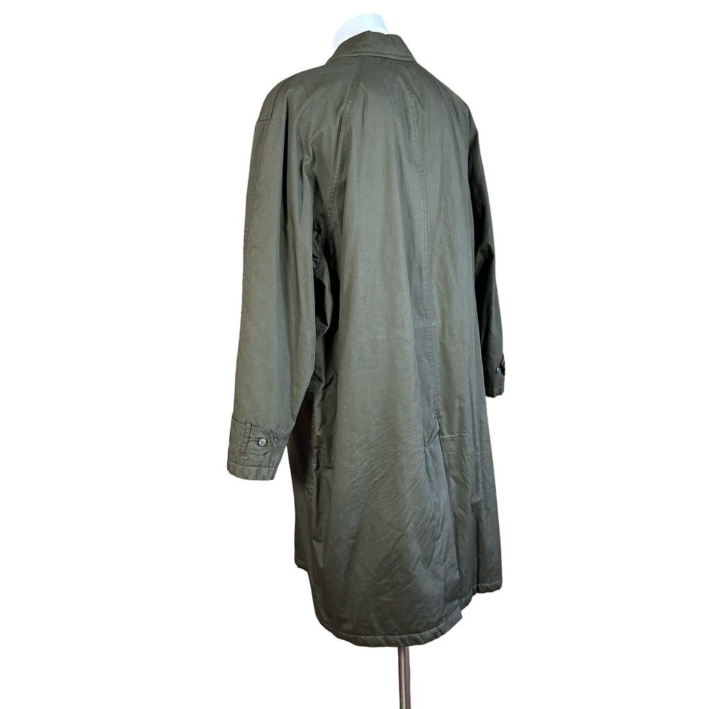 shoulders  62chest 72sleeve 60.5length 115at the back raglan sleeve 83