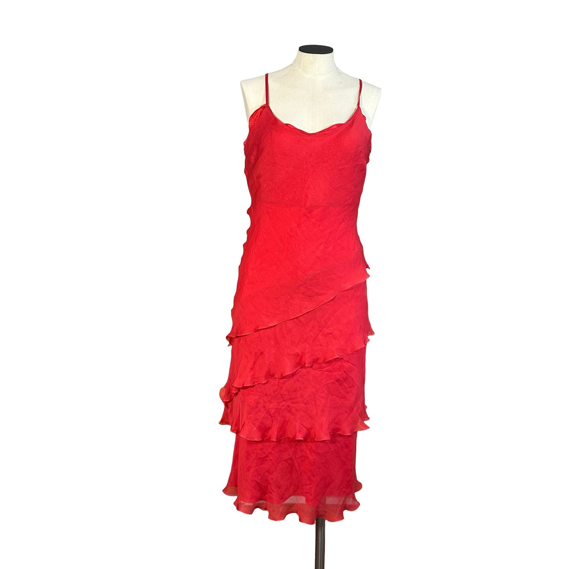 total length 116length no straps 96chest 42 waist 38